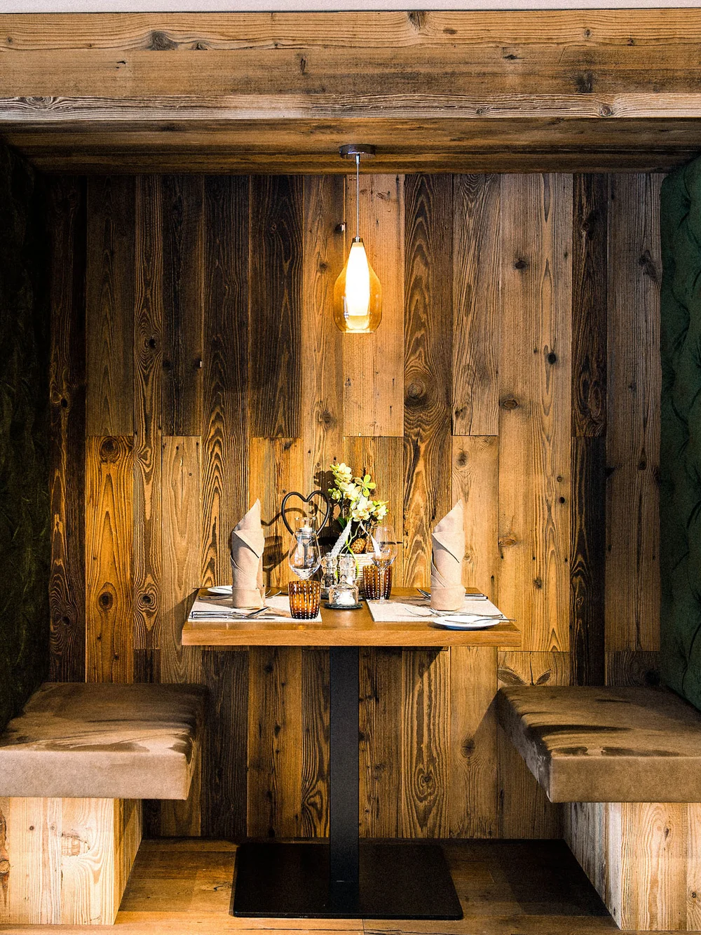 Mons Silva private luxury chalets and penthouse suites