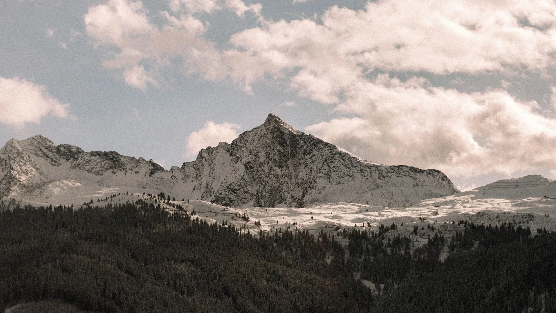 Fulfilling nature time at your active hotel in South Tyrol Fulfilling nature time at your active hotel in South Tyrol