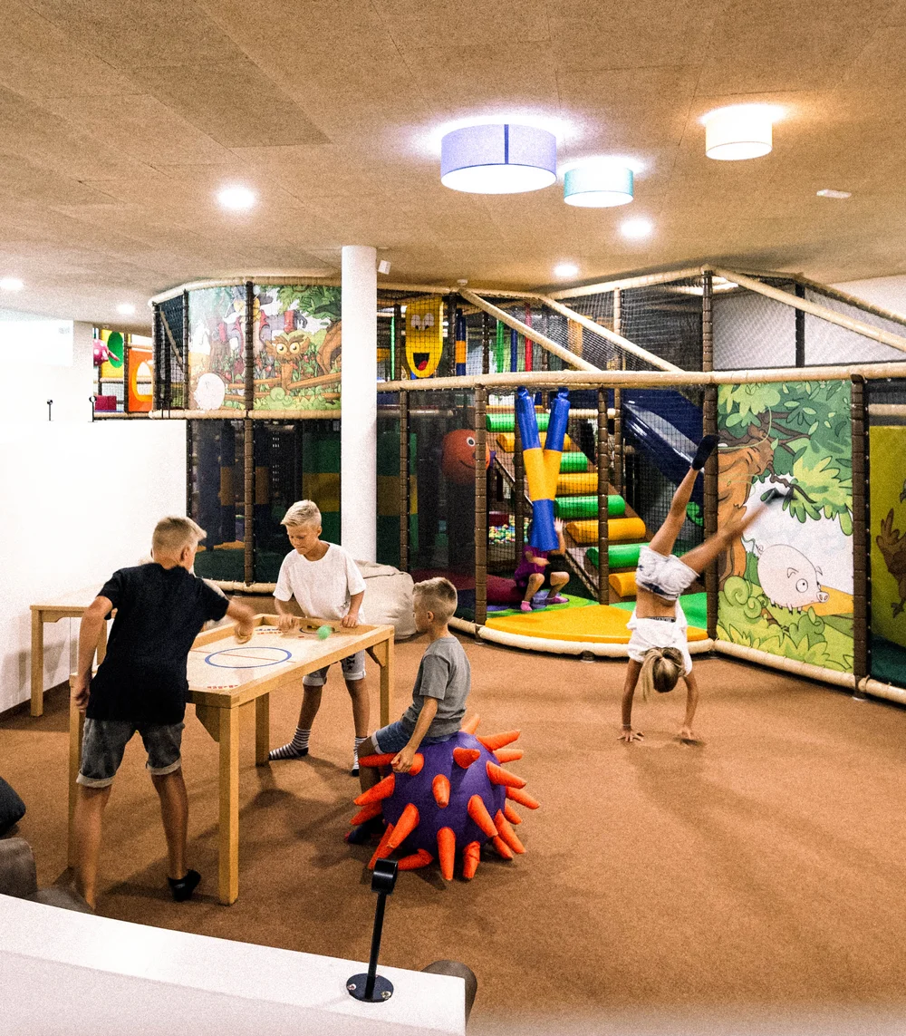 Exciting experiences for teenagers at your hotel in South Tyrol Exciting experiences for teenagers at your hotel in South Tyrol